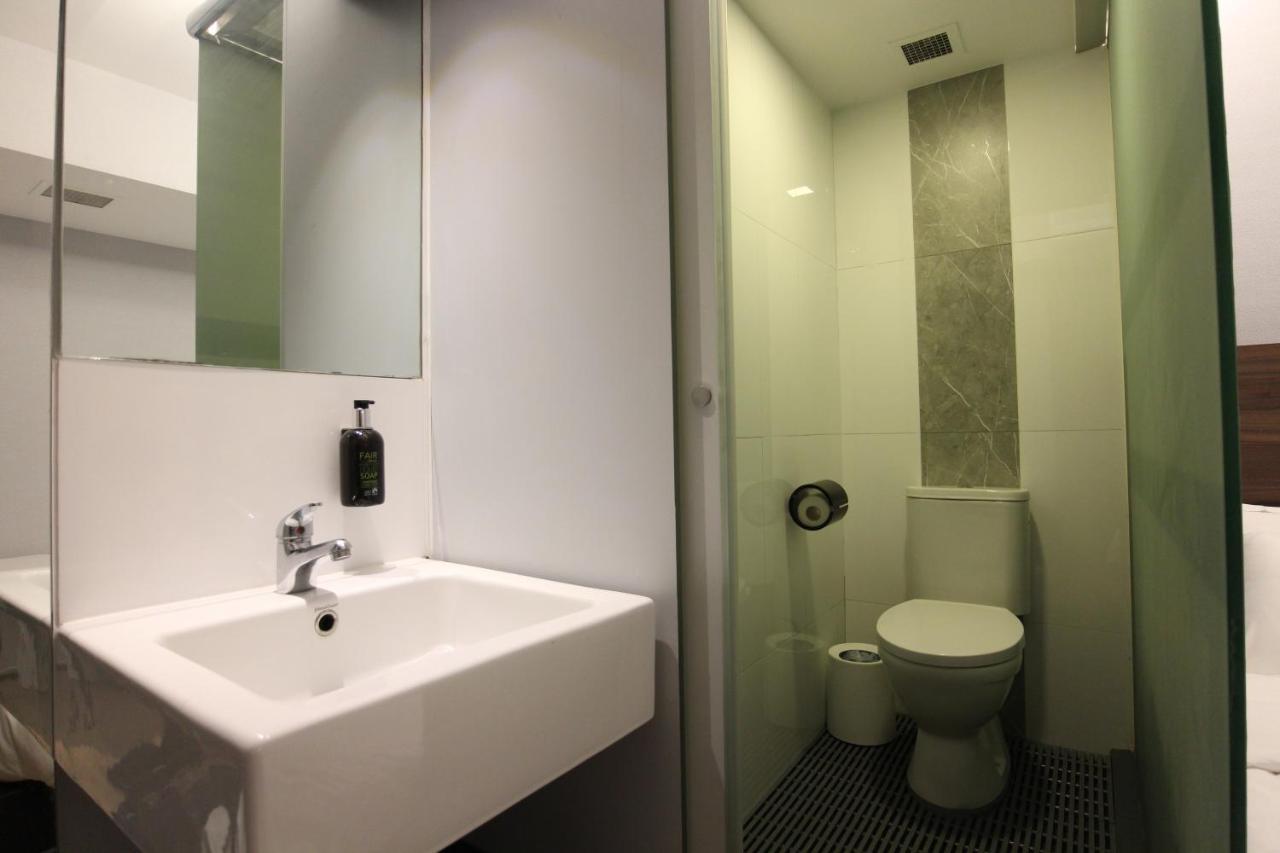 St Signature Bugis Beach, Short Overnight, 12 Hours, Check In 7Pm Or 9Pm Сингапур Екстериор снимка